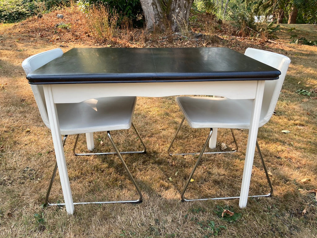 Vintage dining table and chairs
